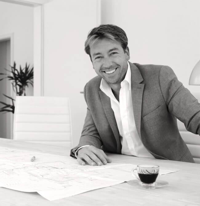 Jörg Aichinger, DEKRA-geprüfter Bausachverständiger für Hof